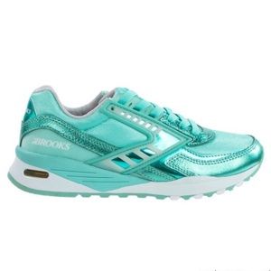 Brooks Women’s Regent in Aqua